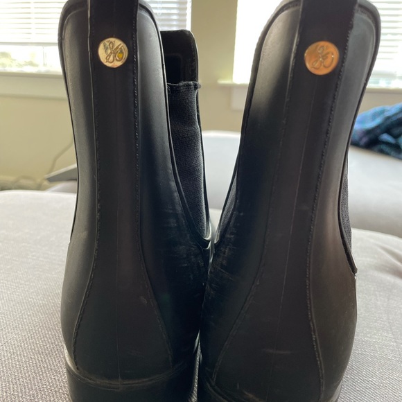 Booties - Picture 8 of 11